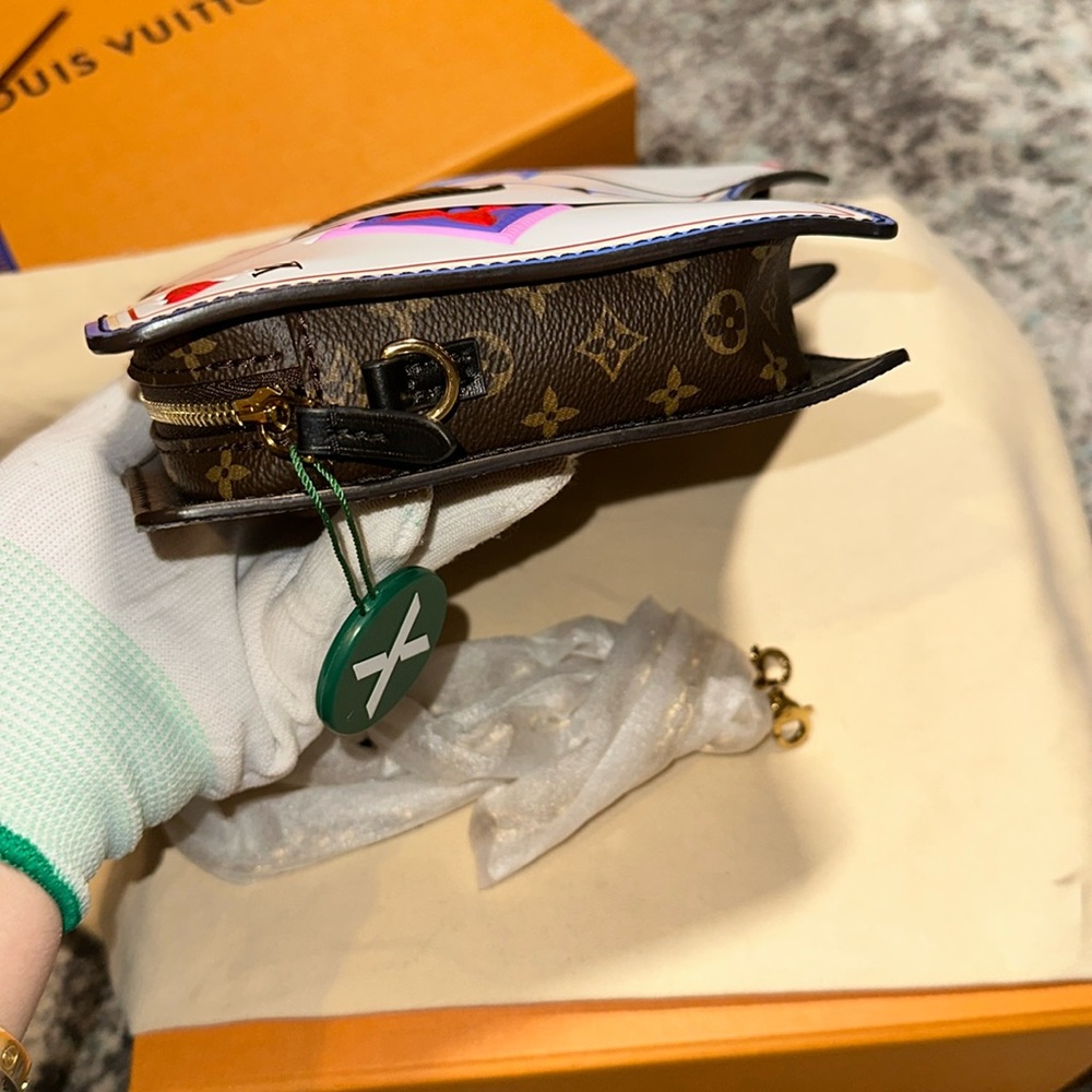 Louis Vuitton Game On Pochette Carte (2020) - Picture 9 of 17